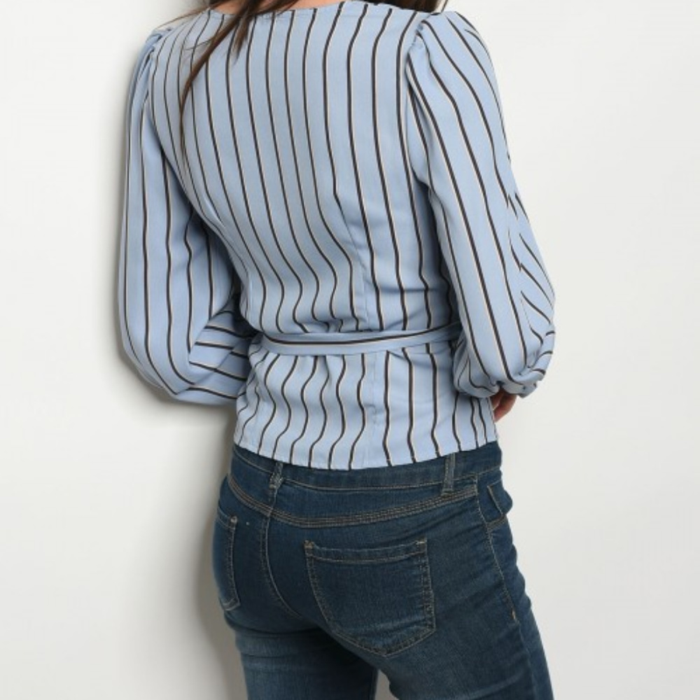 BLUE NAVY STRIPES WRAP TOP @LAST TWO - Picture 4 of 5
